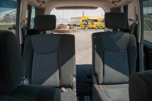 аренда авто, прокат авто в сочи, салон nissan serena