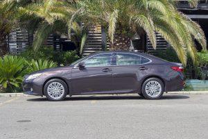 ПрокатLexus ES250 в Сочи